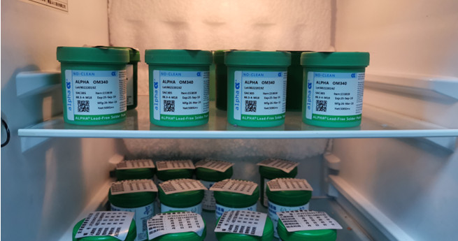 SMT貼片加工錫膏回溫全解析：冰箱取出后多久能用？